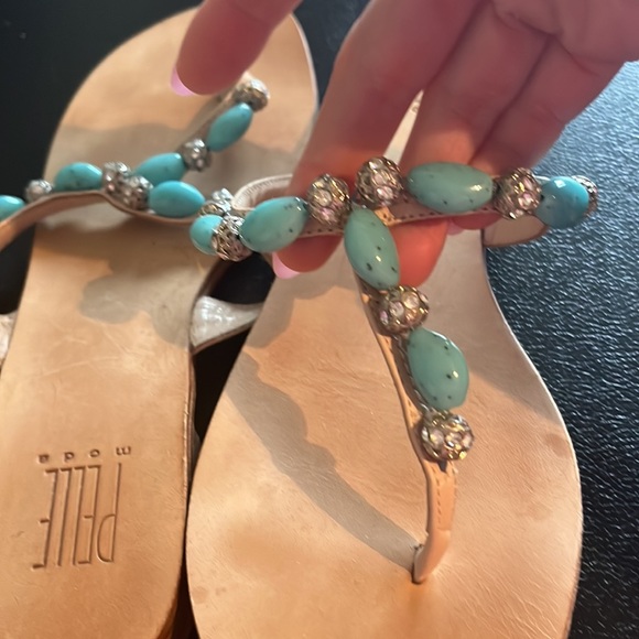 PELLE MODA flip flops - Picture 2 of 4